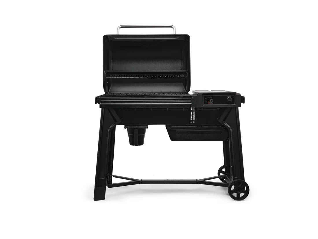 Traeger Woodridge Pro Review: A Smart Pellet Smoker That Makes Backyard BBQ Easy