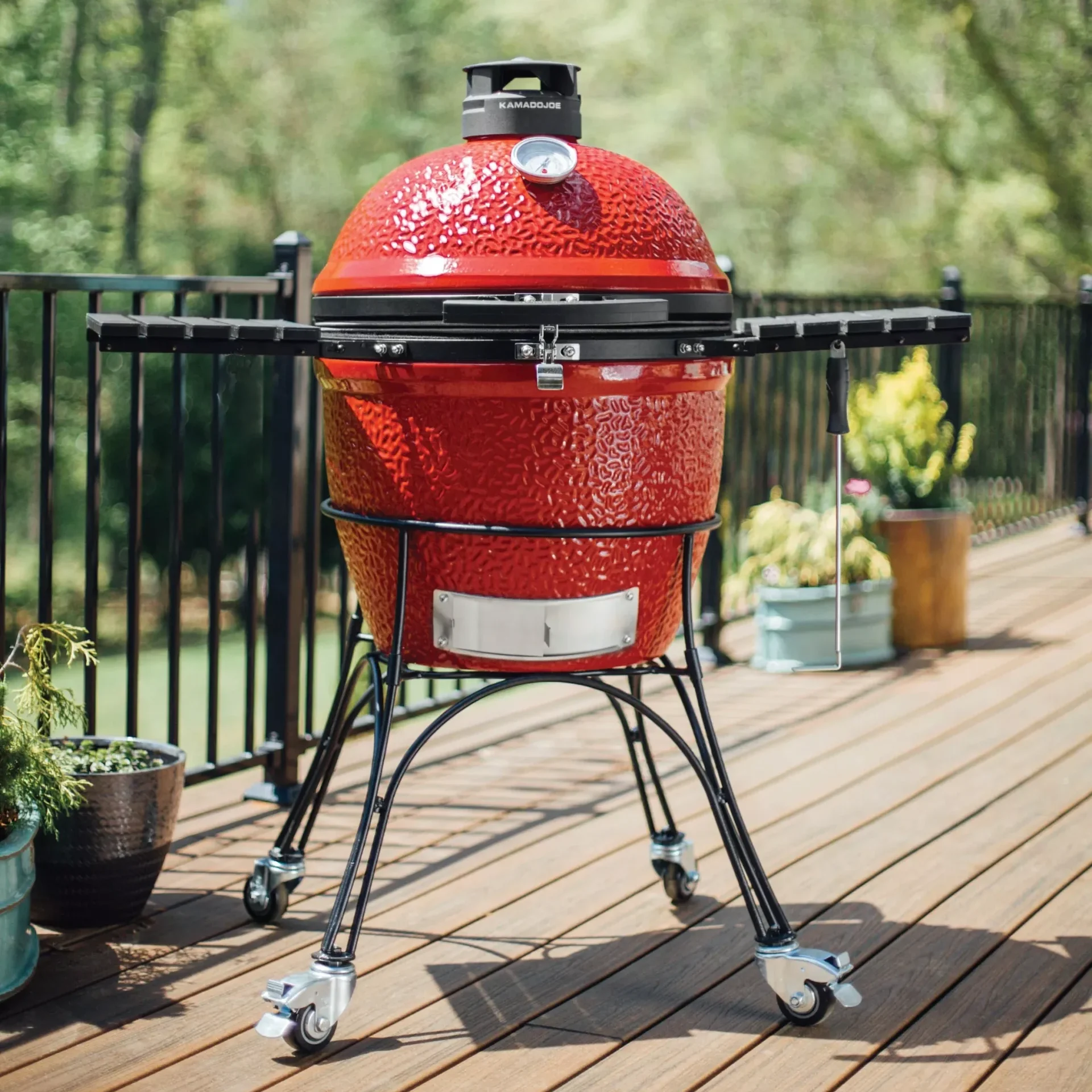 Kamado Joe Classic II Review: A Versatile Kamado Built for Serious Backyard Cooking